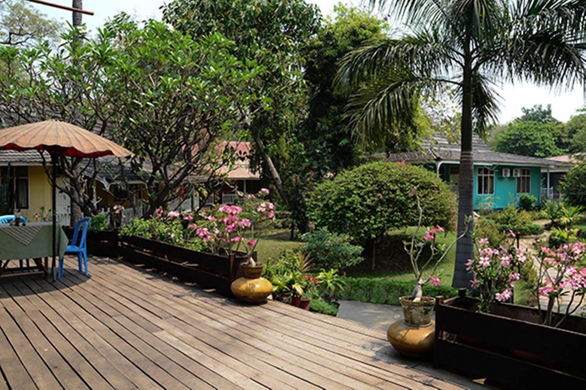 Thante Hotel - Nyaung Oo Bagian luar foto